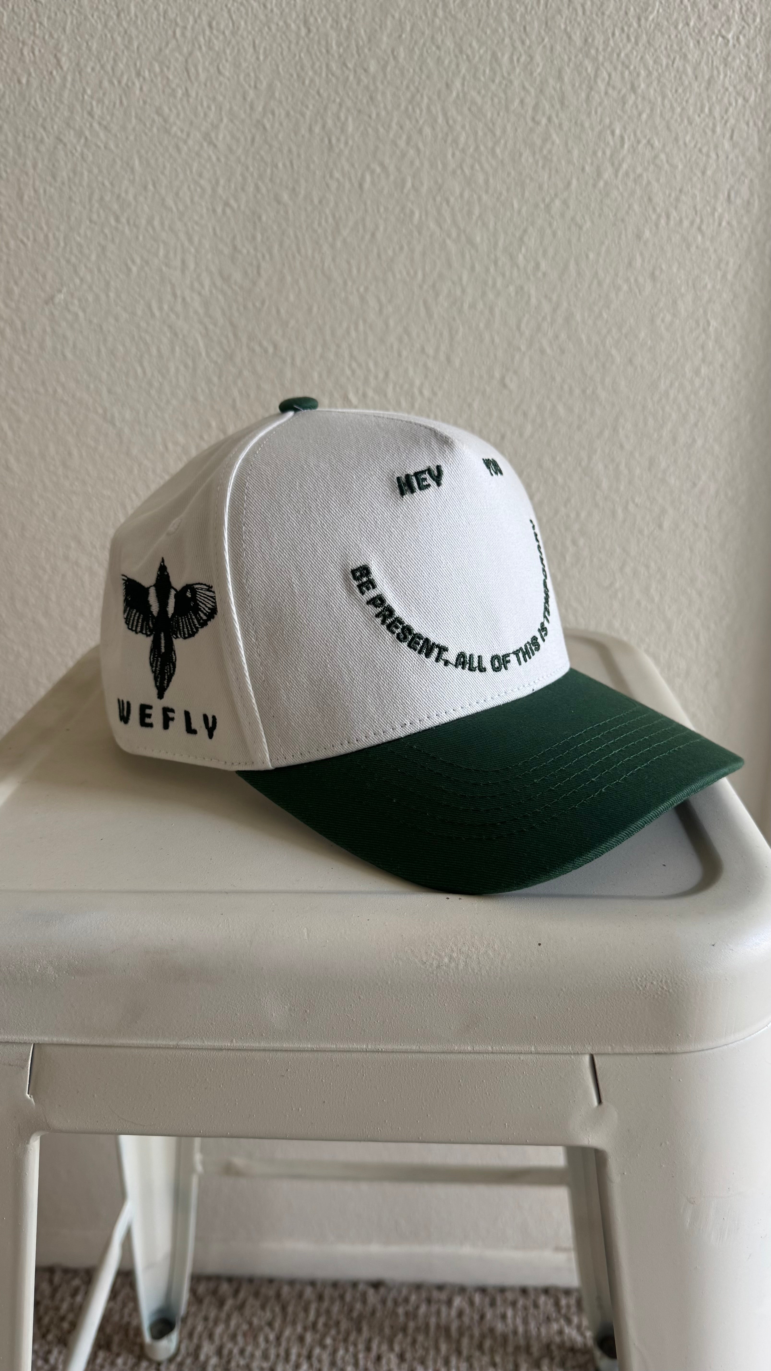 The Fly Cap - cream and green